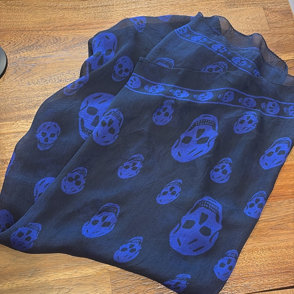 Silk Alexander McQueen Scarf - Picture 2 of 4